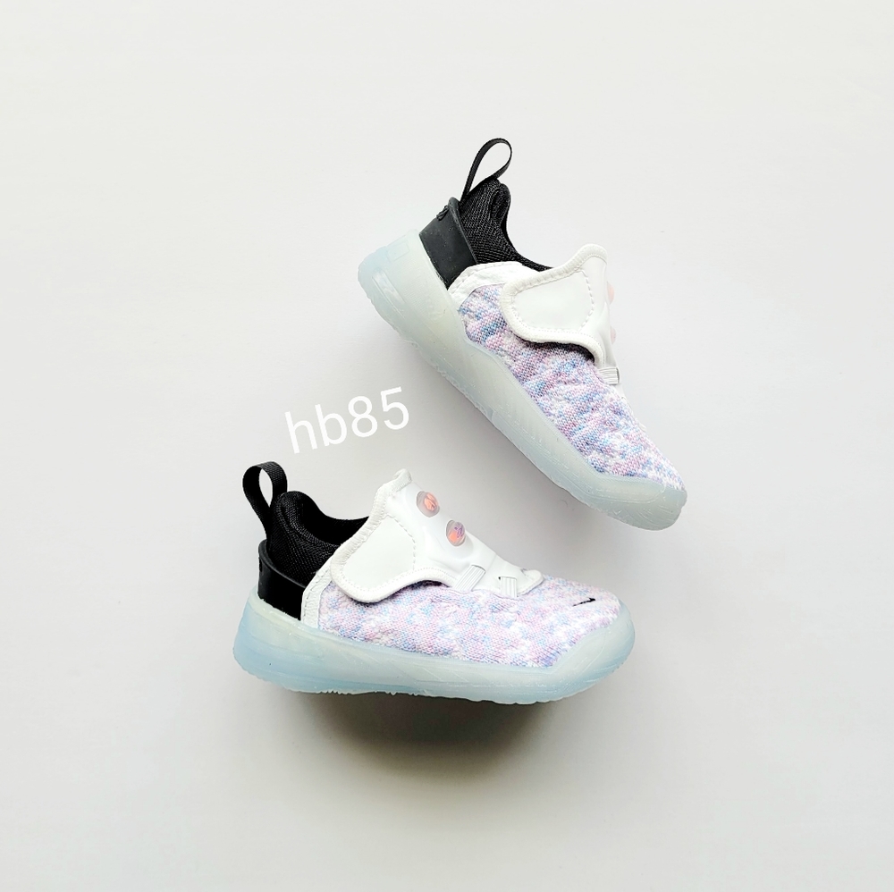 Nike LeBron XVII (TDV) 'Graffiti' Chlorine Blue Size 4c